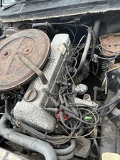 Mercedes W123 250 Straight 6