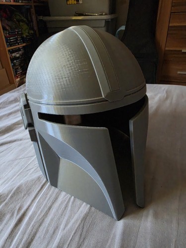 Star wars mandalorian helmet - star,