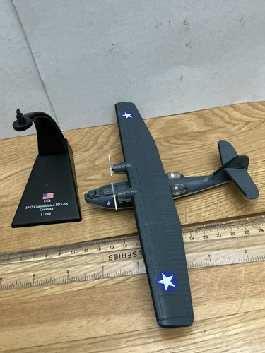 Amercom 144 scale aircraft - amercom,