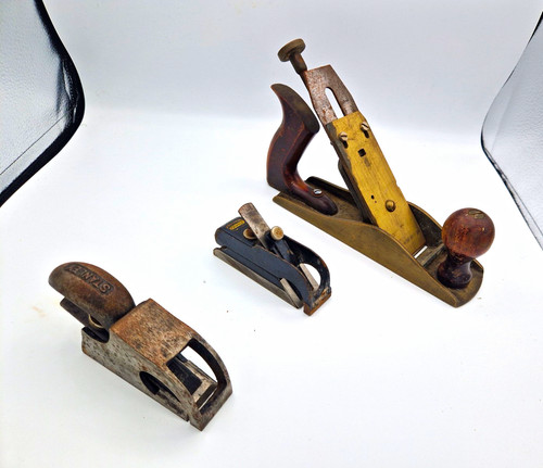 Vintage wood planes job - job, lot
