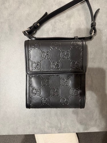 Gucci crossbody messenger - gg,