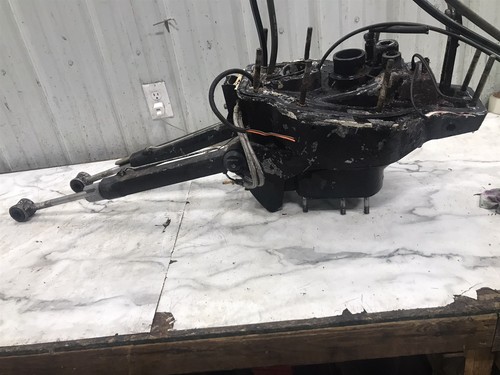 Mercruiser bravo 3 out - 1,