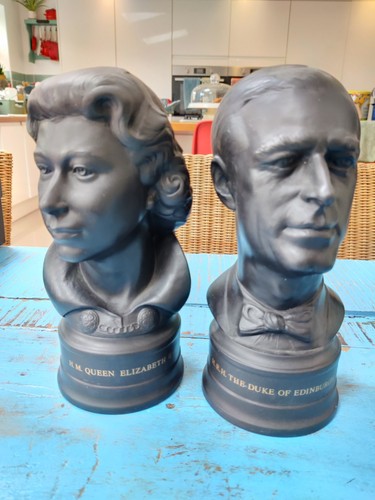 Wedgwood black basalt busts - wedgwood,