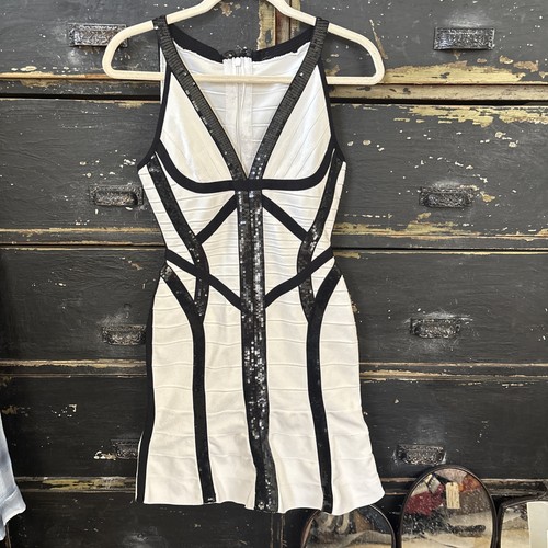 1690 herve leger zahara - $1690,