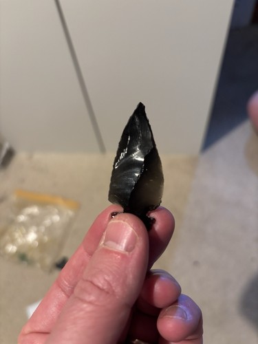 Obsidian arrowhead knapped - arrowhead,