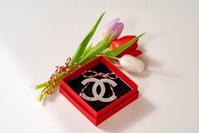 Broches pins costume jewllery Silver Colour