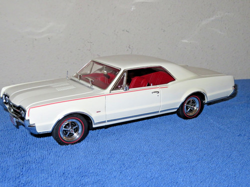 1967 oldsmobile 2 white - 1967,