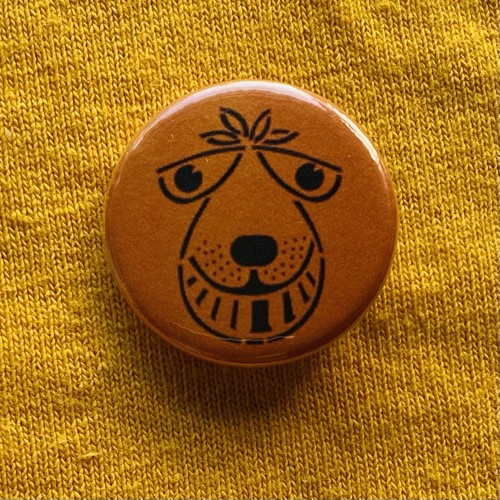 Space hopper 25mm pin - 25mm, badge