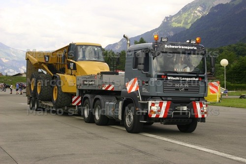 Truck photo man - tga, platform