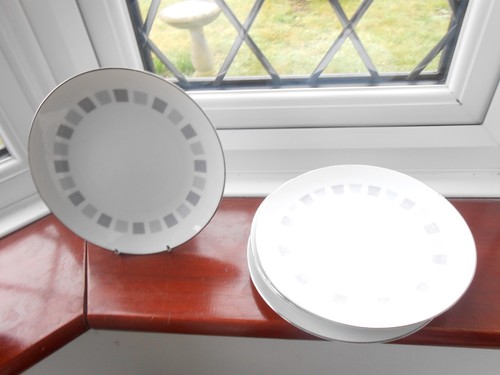 Noritake arroyo side plates/