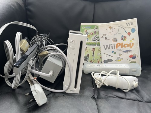 Nintendo wii white console - wii,