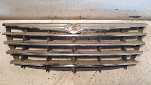 Chrysler voyager 2004 front - voyager,