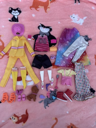Mixed bundle barbie doll - of,