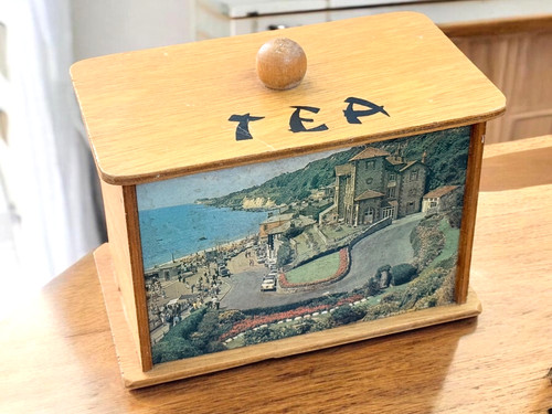 Vintage wooden tea caddy - wooden,