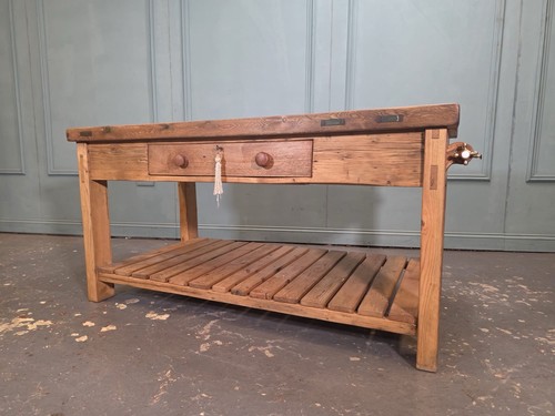Anitique pine style - anitique,