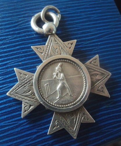 Early large silver medal - early,