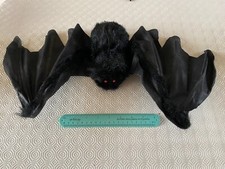 LARGE 18CM FURRY HALLOWEEN BAT WITH WIDE 25 CM WINGS AND ELASTIC HANGING LOOP