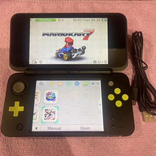 Nintendo 2ds console green - nintendo,
