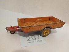 DINKY TOYS HALESOWEN FARM