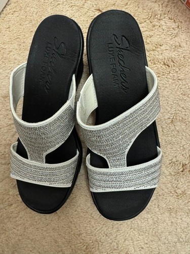 Skechers luxe foam - skechers,