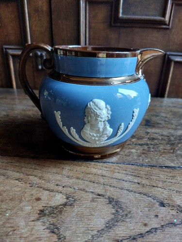 Antique success queen - to,