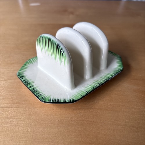 Green grassmere toast - t,