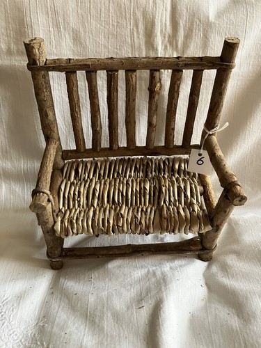 Rustic small handmade wicker - small,