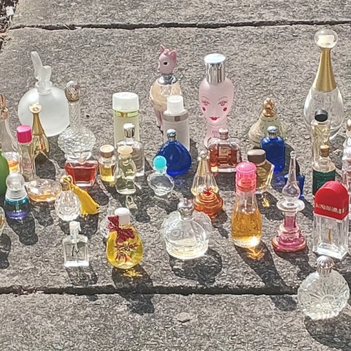 Assorted miniature perfume - assorted,