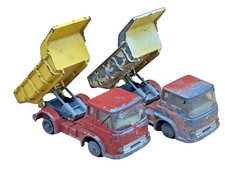 Corgi Bedford Tipper Trucks x2 – Vintage Diecast Bundle Working Mechanism Spares