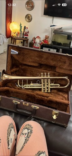Khart flat trumpet - flat,