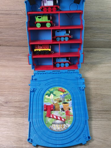Thomas the train carrying - the,