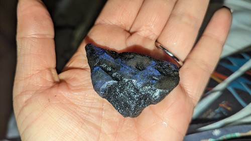 Boulder opal specimen - ✨,