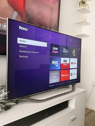 Samsung roku box - tv, (