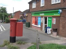 Photo A3 Londis Wilcombe Stores Tiverton/SS9512 Corner shop on Halsbury c2012
