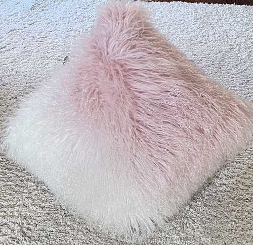 Nwt 100 mongolian - nwt, skin