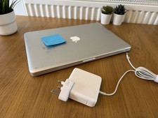 MacBook Pro 15'' 2.3 IC2 Duo