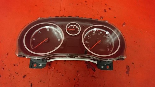 Vauxhall corsa speedo clocks - d,