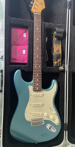Fender stratocaster electric - fender,