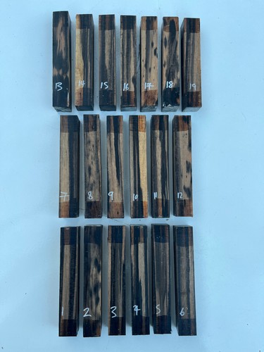Black and white ebony - black,