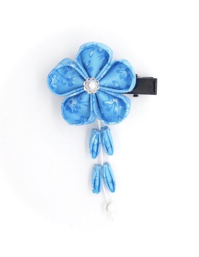 Japanese kanzashi hair