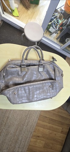Grey hand bag from - grey,
