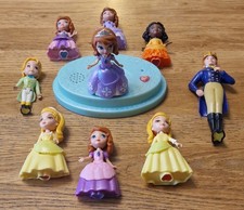 Disney Sofia the First Talking Magical Castle Speaker & 9 Figures