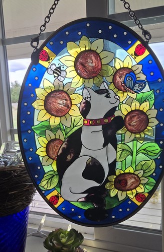 Amia hand painted - hand,