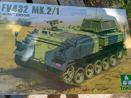 Takom 2066 british fv432 - british,