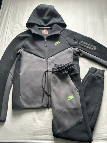 Nike tech fleece - nike,