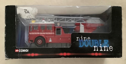 Corgi fire aec - corgi, turntable