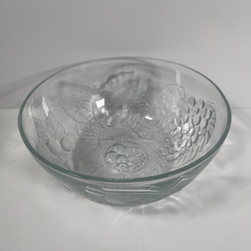 Glass fruit trifle bowl - 9",