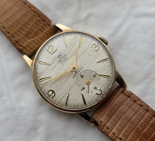 Vintage 1960s smiths luxe - vintage,