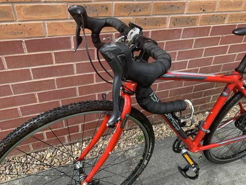 Isla bike luath 700s - bike,