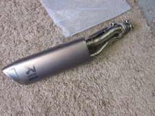 honda CBR1000RR-R SP Fireblade 2024 2025 original Akrapovic exhaust silencer.